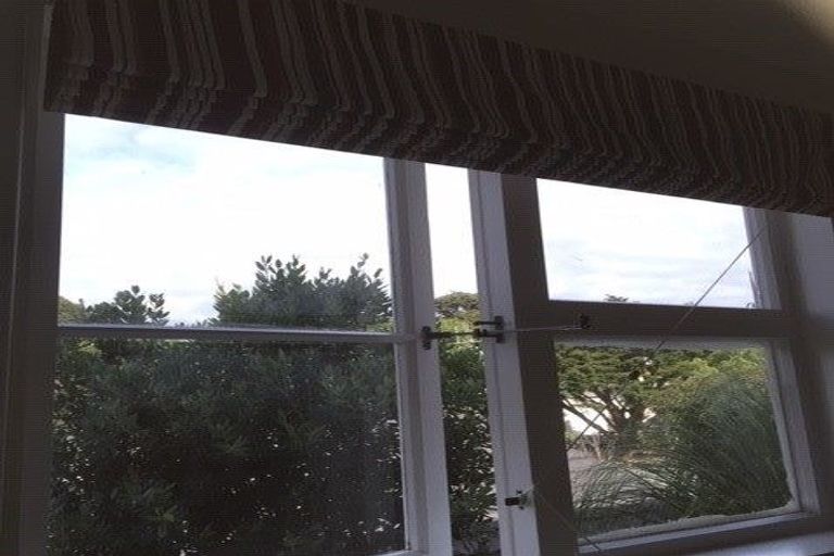 Photo of property in 28 Forest Road, Raumati South, Paraparaumu, 5032