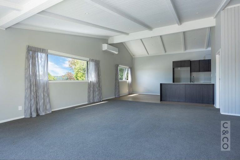 Photo of property in 19 Maude Street, Riverhead, 0820