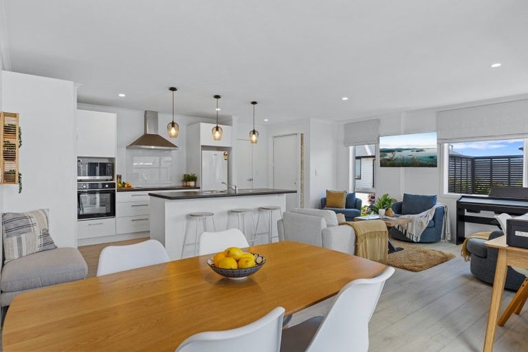 Photo of property in 14 Foley Grove, Pyes Pa, Tauranga, 3110