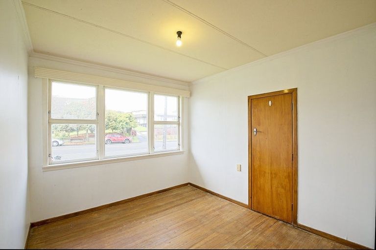 Photo of property in 303 High Street, Eltham, 4322