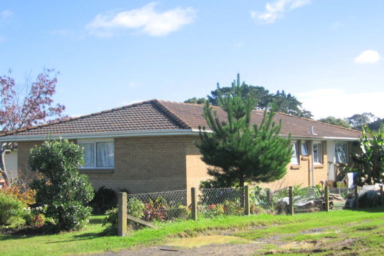 Photo of property in 31 Coburg Street, Henderson, Auckland, 0612