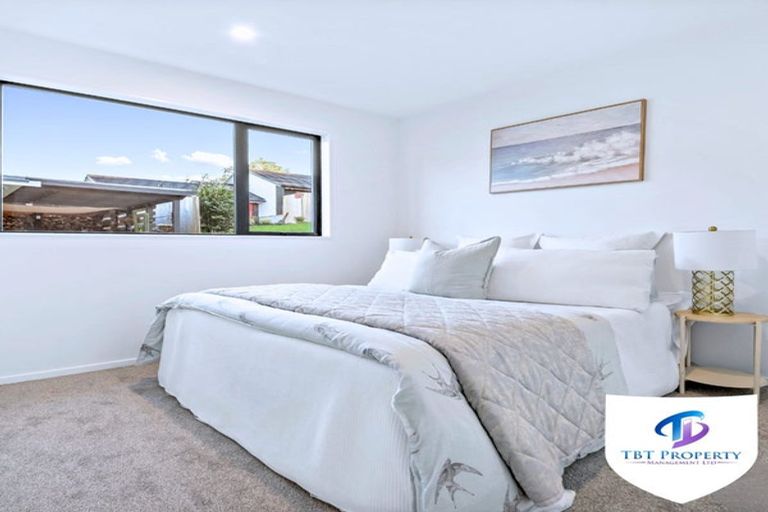 Photo of property in 3/11 Stottholm Road, Titirangi, Auckland, 0604