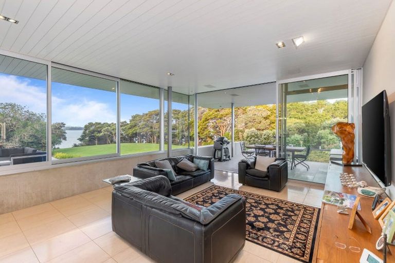 Photo of property in 657 Pukapuka Road, Pohuehue, Warkworth, 0983