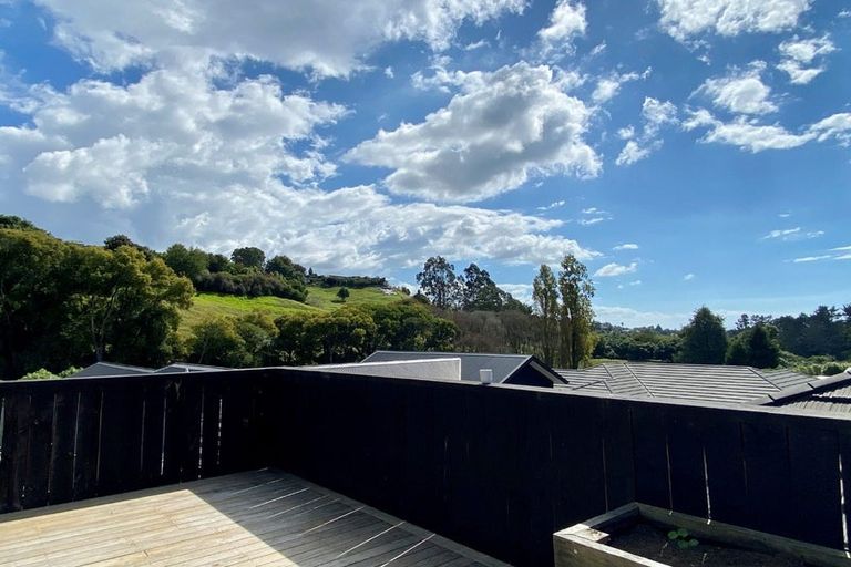 Photo of property in 1 Arohena Court, Ohauiti, Tauranga, 3112