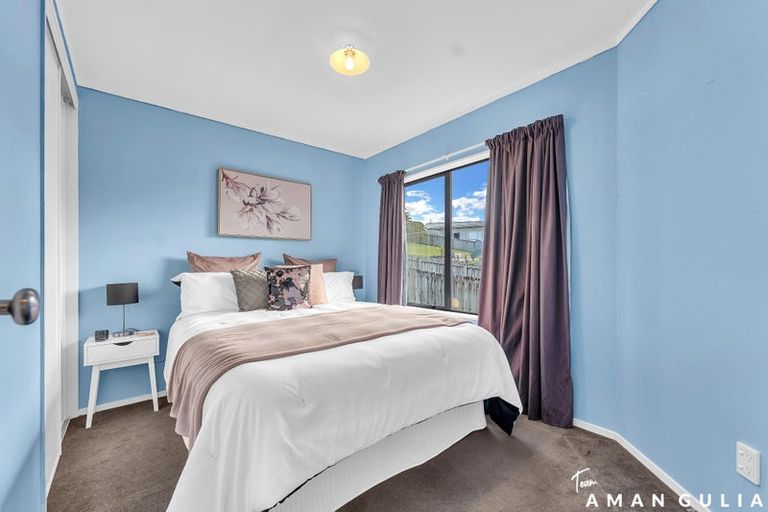 Photo of property in 47 Patts Avenue, Glendene, Auckland, 0602