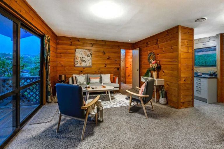 Photo of property in 8 Shackle Lane, Whitby, Porirua, 5024