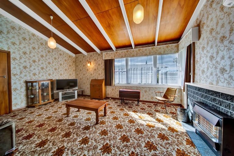 Photo of property in 3 Reid Avenue, Hawera, 4610