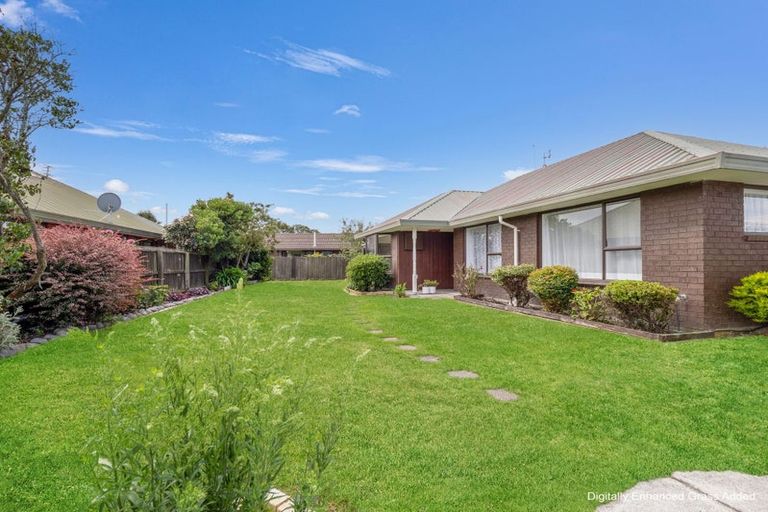 Photo of property in 8 Peebles Drive, Hei Hei, Christchurch, 8042