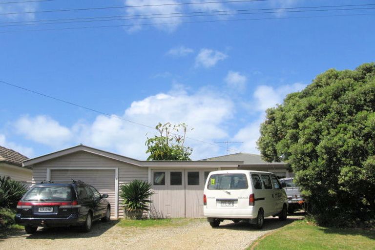 Photo of property in 21 Douglas Street, Okitu, Gisborne, 4010