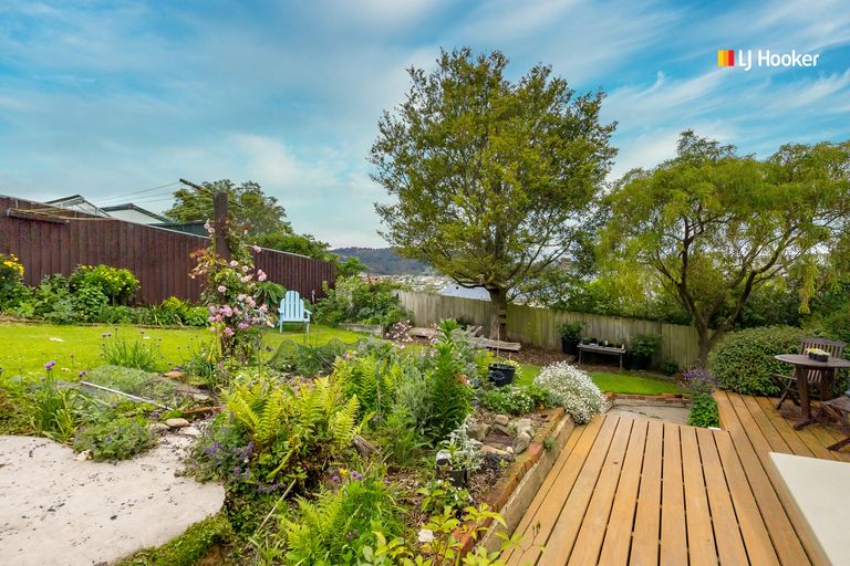 Photo of property in 14 Clifford Street, Dalmore, Dunedin, 9010