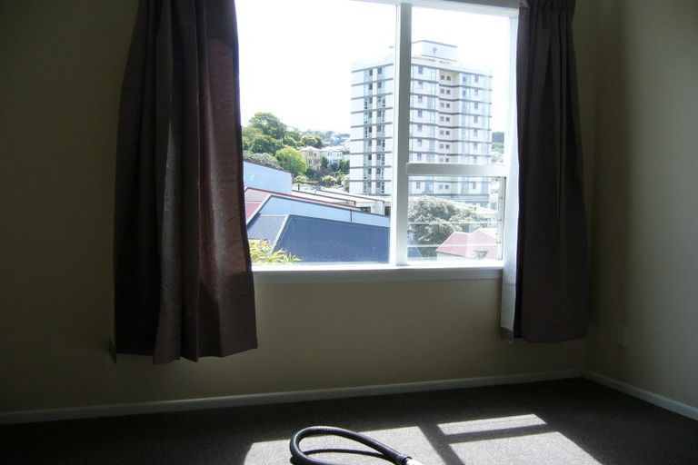 Photo of property in 54 Thompson Street, Mount Cook, Wellington, 6011