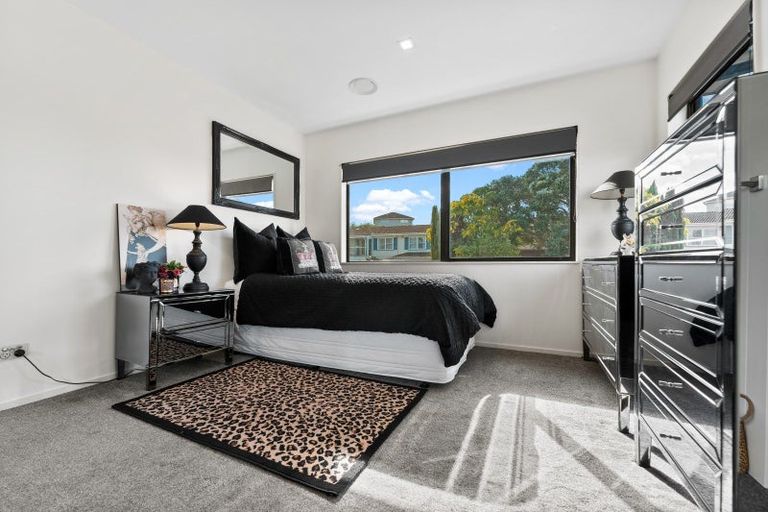 Photo of property in 7 Hartles Place, Mellons Bay, Auckland, 2014