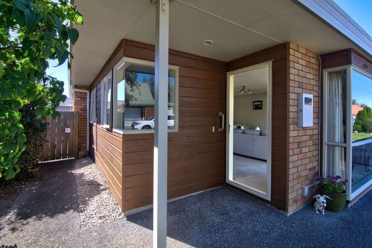 Photo of property in Holdsworth Villas, 59/2 William Donald Drive, Solway, Masterton, 5810