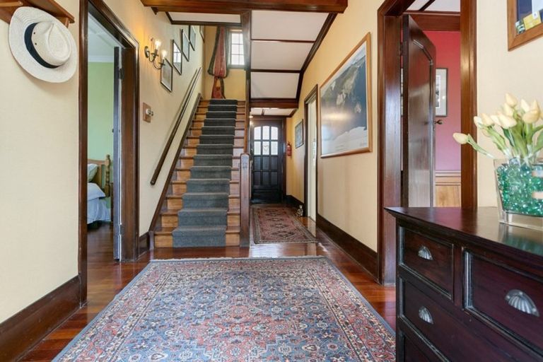 Photo of property in 9 Oakley Avenue, Claudelands, Hamilton, 3214