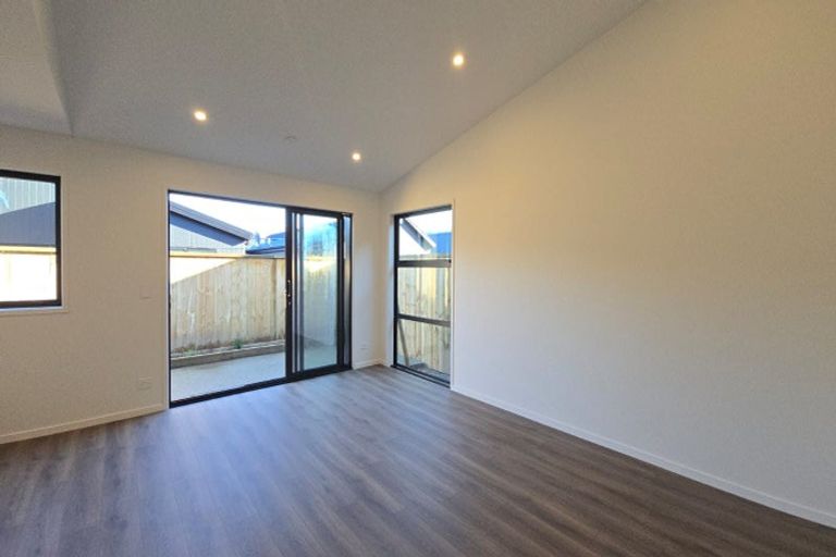 Photo of property in 14 Shoveler Road, Jacks Point, 9371