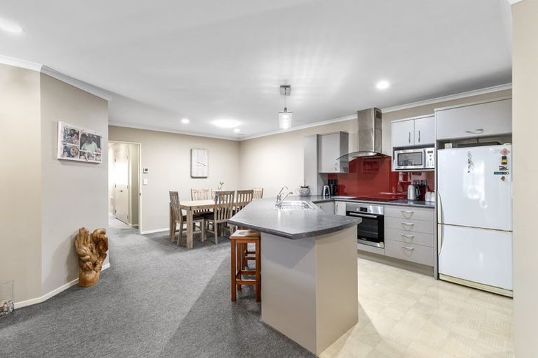 Photo of property in 7a Shrule Place, Huntington, Hamilton, 3210