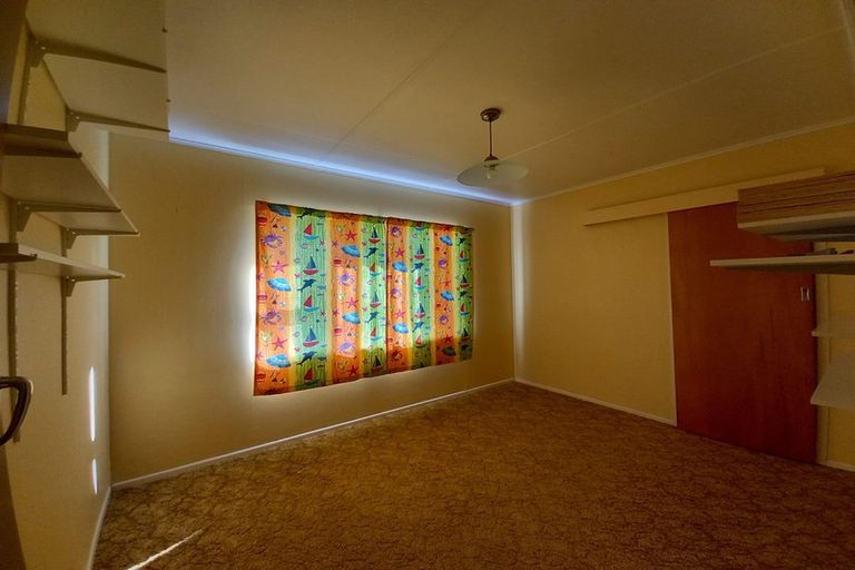 Photo of property in 87 Watt Street, Featherston, 5710