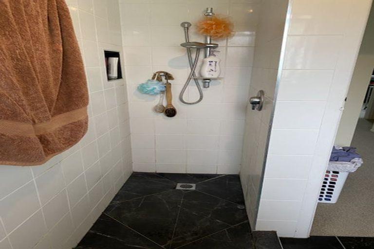 Photo of property in 27 Holloway Place, Forest Lake, Hamilton, 3200