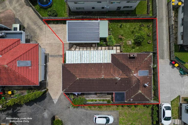 Photo of property in 13b Humphrey Kemp Avenue, Henderson, Auckland, 0612
