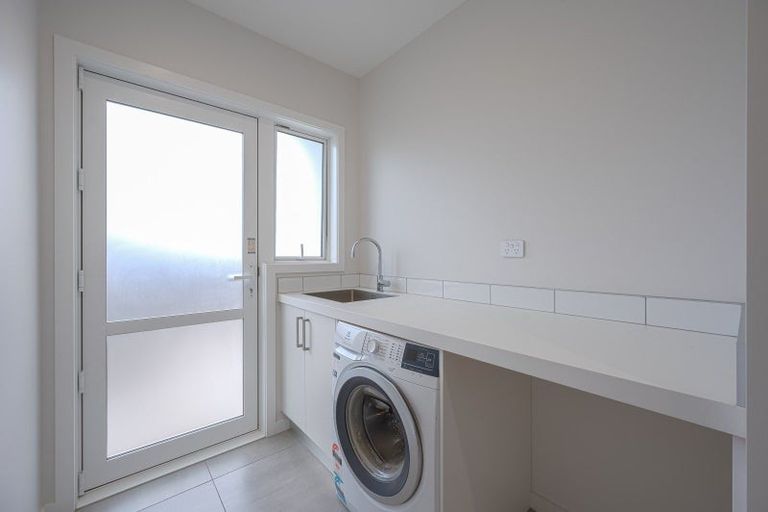 Photo of property in 48 Kenny Road, Te Awa, Napier, 4110