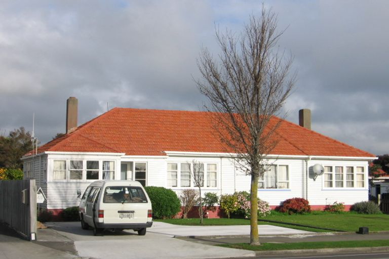 Photo of property in 414 College Street, Hokowhitu, Palmerston North, 4410