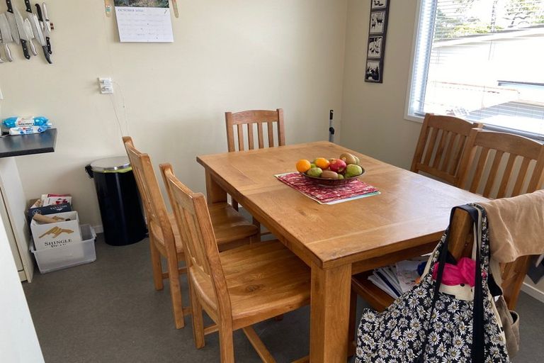 Photo of property in 3 Ballial Place, West Harbour, Auckland, 0618