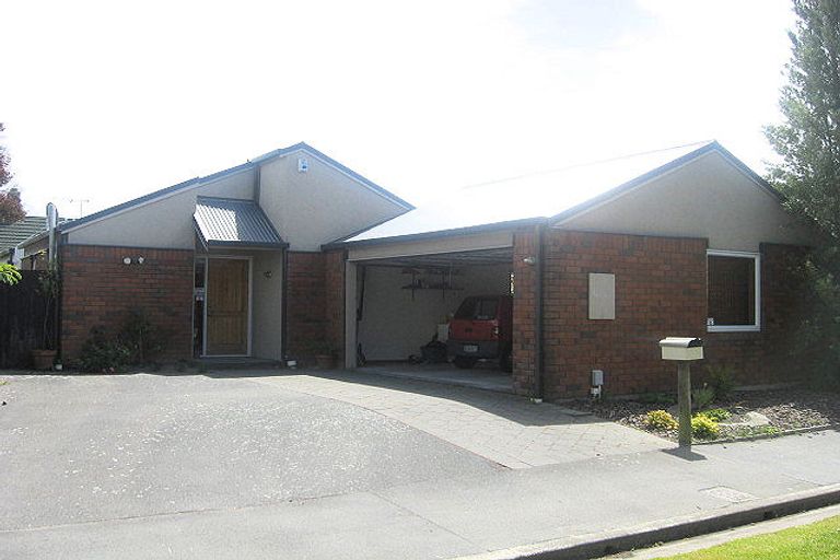Photo of property in 7 Norwood Street, Beckenham, Christchurch, 8023