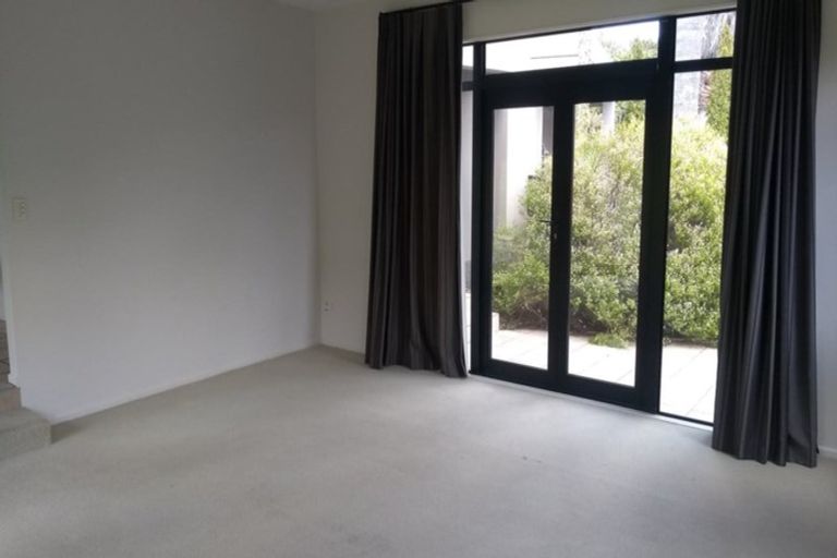 Photo of property in 6 Widdison Place, Albany, Auckland, 0632