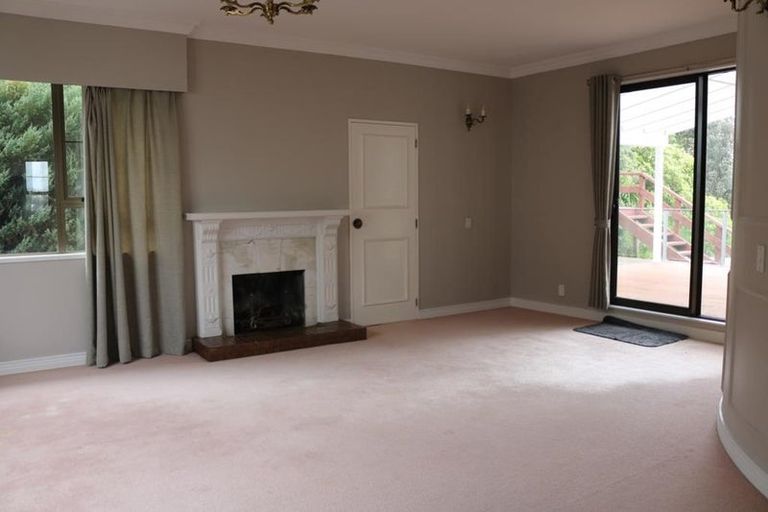 Photo of property in 66 Rama Crescent, Khandallah, Wellington, 6035