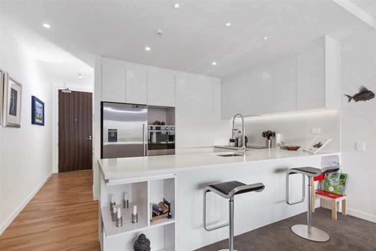 Photo of property in 107/8a Lake Pupuke Drive, Takapuna, Auckland, 0622