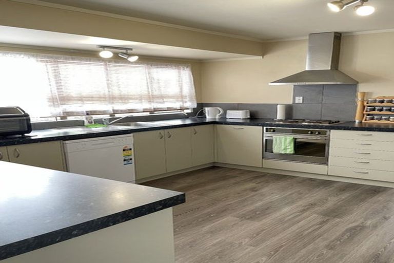 Photo of property in 129 Whitford Road, Somerville, Auckland, 2014