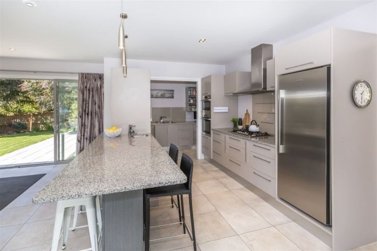 Photo of property in 302b Gardiners Road, Harewood, Christchurch, 8051