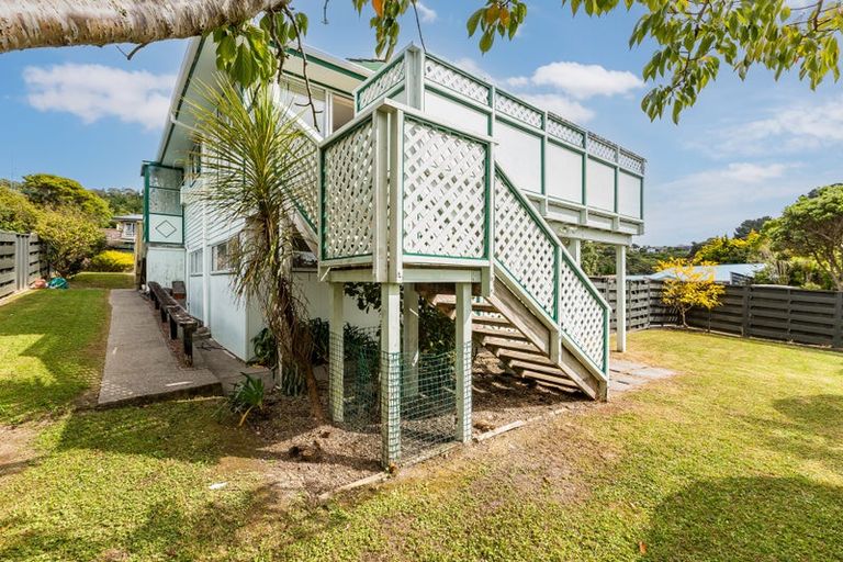 Photo of property in 27 Staithes Drive North, Whitby, Porirua, 5024