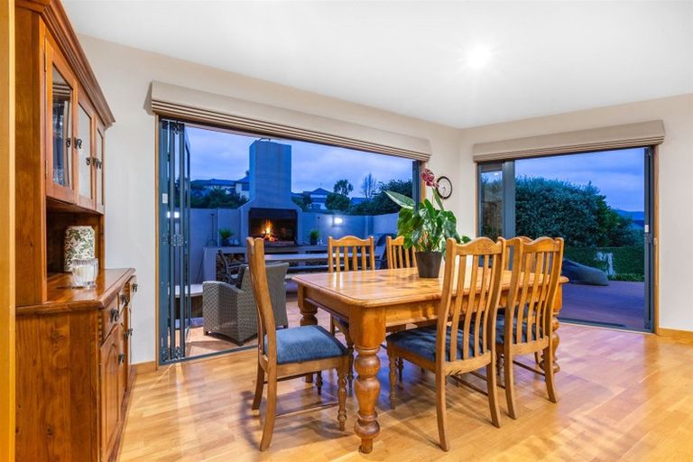 Photo of property in 18 Petrel Lane, Whitby, Porirua, 5024