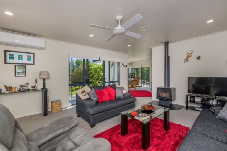 Photo of property in 683e Puketona Road, Haruru, 0204