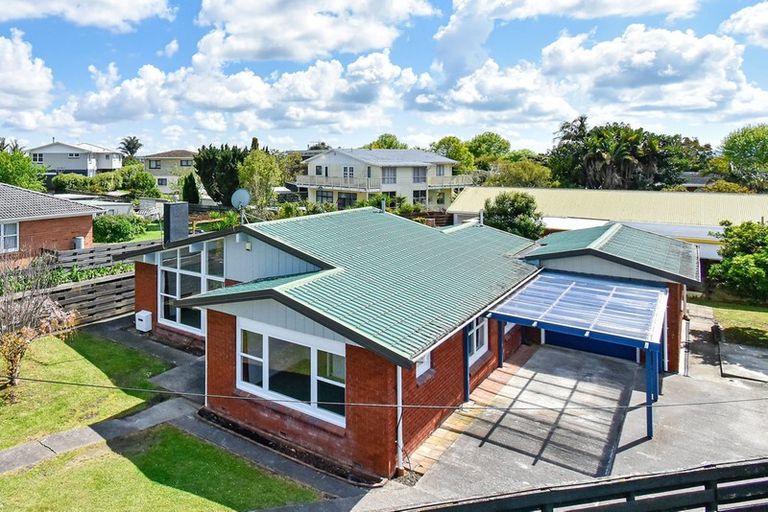 Photo of property in 24 Bexley Place, Pahurehure, Papakura, 2113