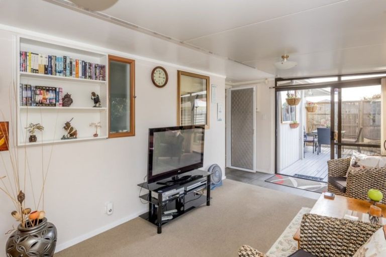 Photo of property in 44 Rimu Street, Levin, 5510