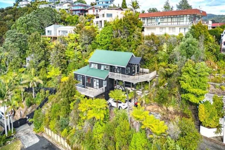 Photo of property in 23 Pine Grove, Tairua, 3508