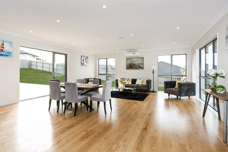 Photo of property in 55 Yashili Drive, Pokeno, 2402