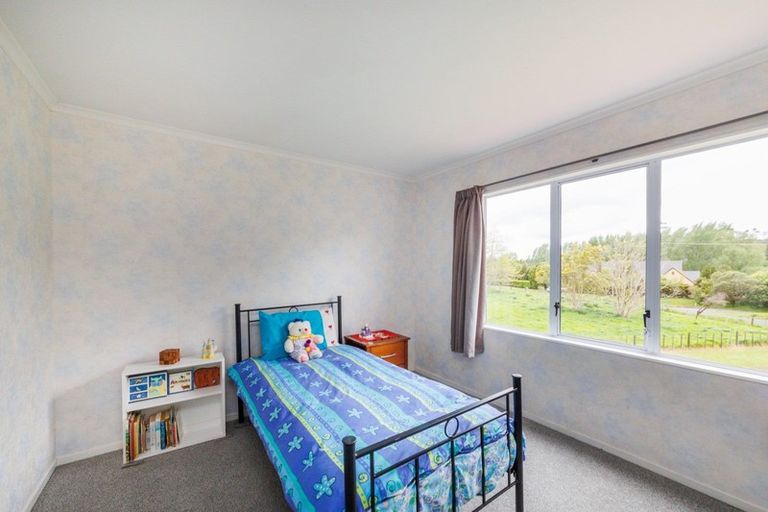 Photo of property in 54 Moonshine Valley Road, Aokautere, 4471