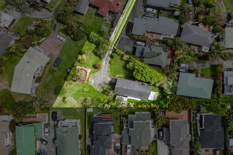Photo of property in 27 Merriefield Avenue, Forrest Hill, Auckland, 0620
