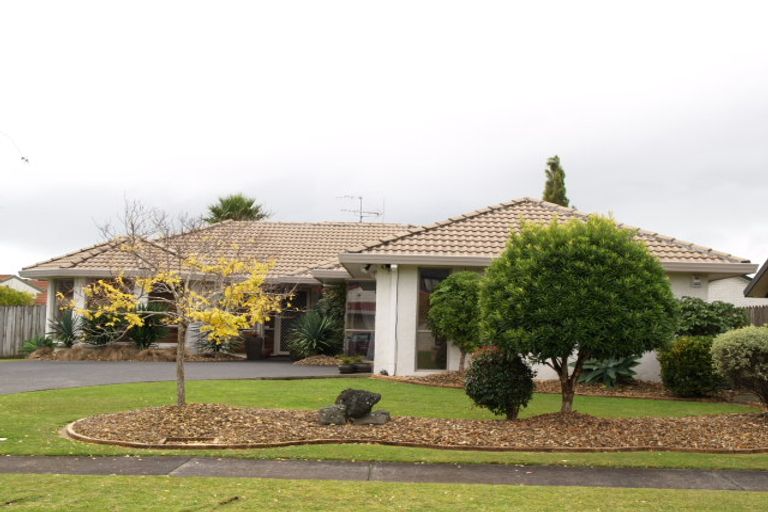 Photo of property in 23 Ben Nevis Place, Northpark, Auckland, 2013