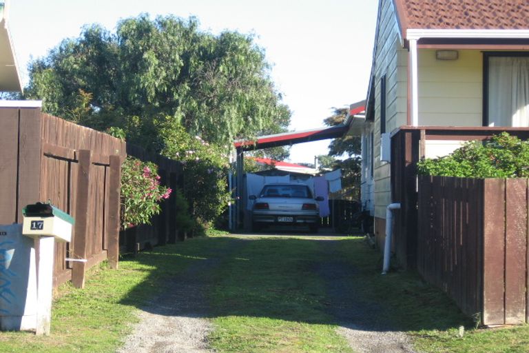 Photo of property in 17 Pukeko Street, Paraparaumu, 5032