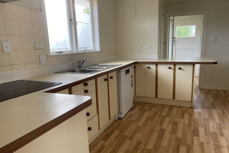 Photo of property in 39a Harrington Road, Henderson, Auckland, 0610