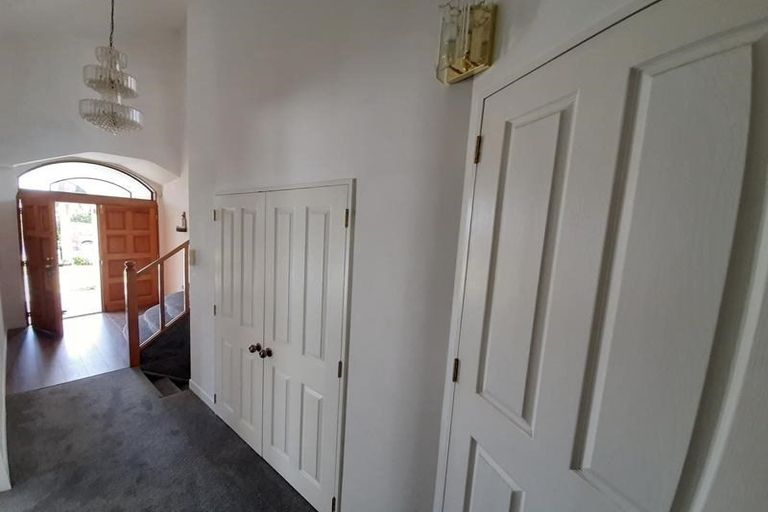 Photo of property in 93 Bushlands Park Drive, Albany, Auckland, 0632