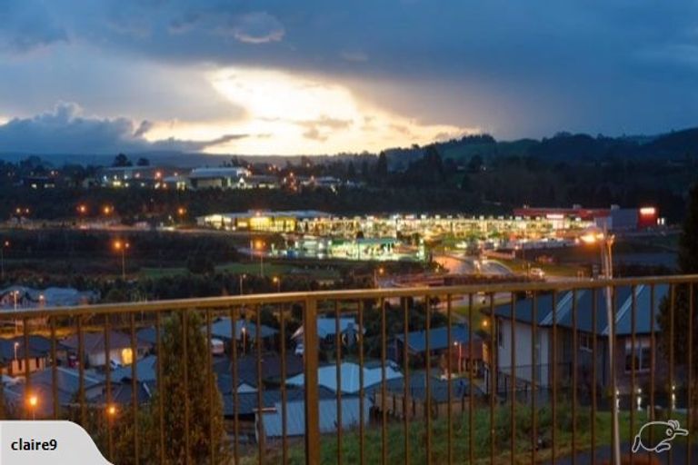 Photo of property in 12 Gyle Place, Pyes Pa, Tauranga, 3112