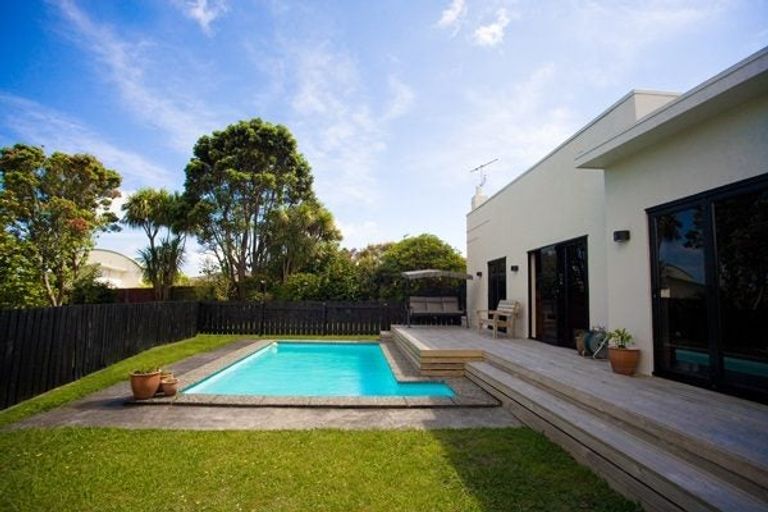 Photo of property in 2 Skinner Street, Blagdon, New Plymouth, 4310