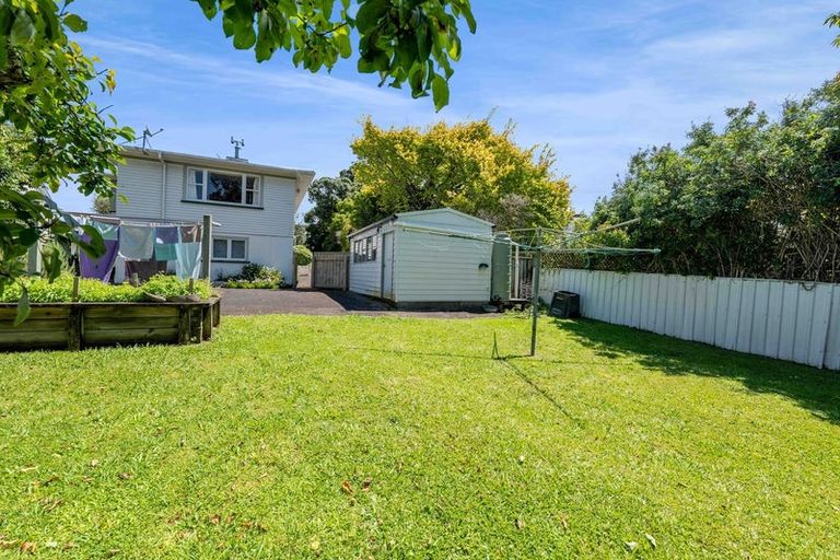 Photo of property in 28e Wallath Road, Westown, New Plymouth, 4310