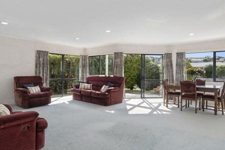 Photo of property in 8 Lynwood Place, Brookfield, Tauranga, 3110