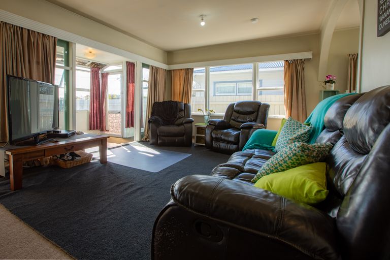 Photo of property in 291 Nayland Road, Stoke, Nelson, 7011